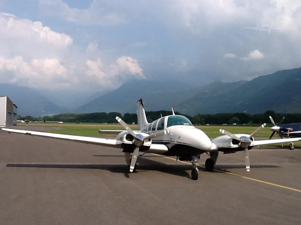 Exterior view of a 1968 BEECHCRAFT B55 BARON, I-ALAK.