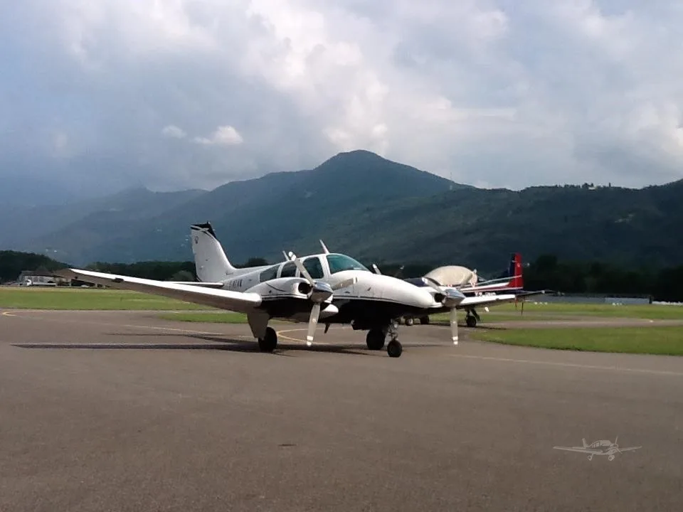 Exterior view of a 1968 BEECHCRAFT B55 BARON, I-ALAK.
