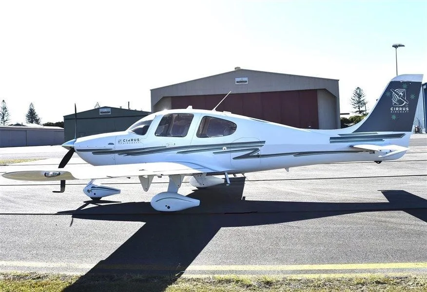 2002 Cirrus SR22