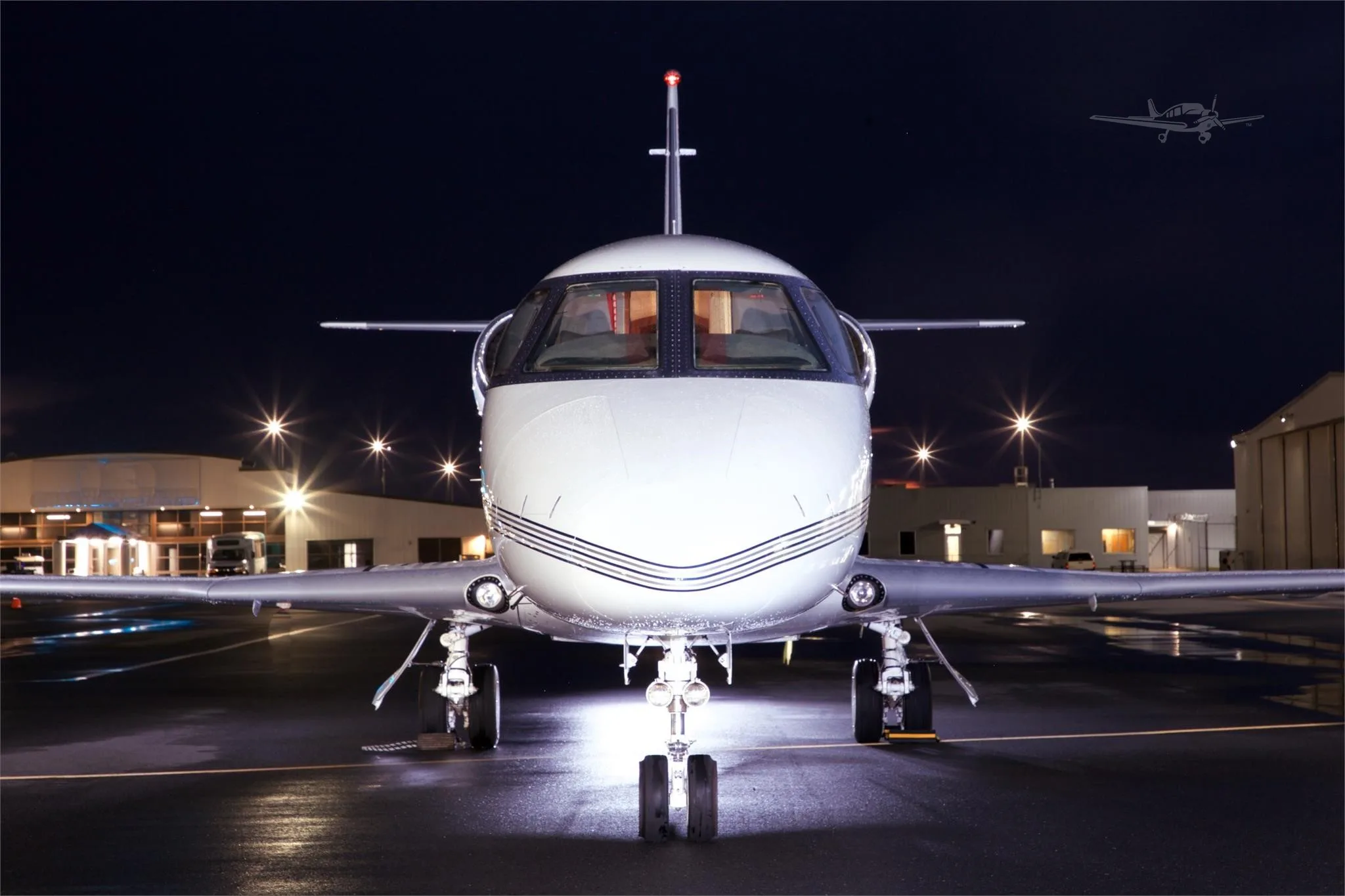 Exterior view of a 2009 GULFSTREAM G150, N480JJ.