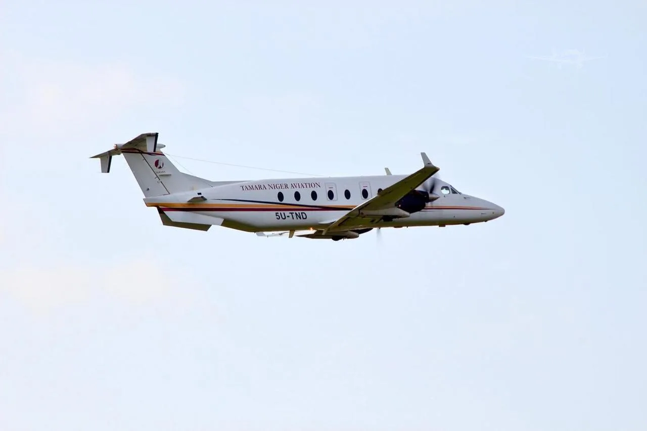 Exterior view of a 1994 BEECHCRAFT 1900D, N114EM.