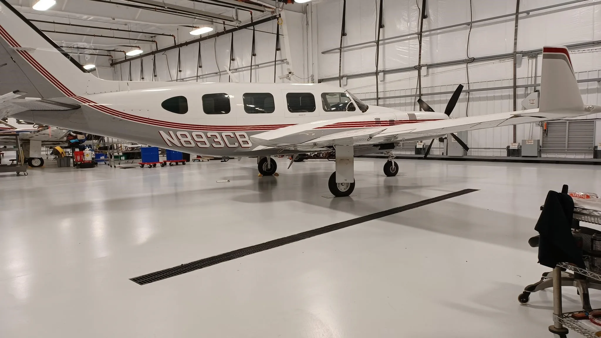 Exterior view of a 1980 PIPER NAVAJO CR, N893CB.