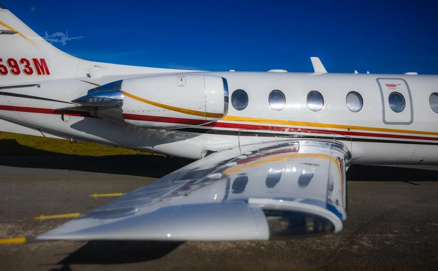 Exterior view of a 1992 BEECHCRAFT BEECHJET 400A.