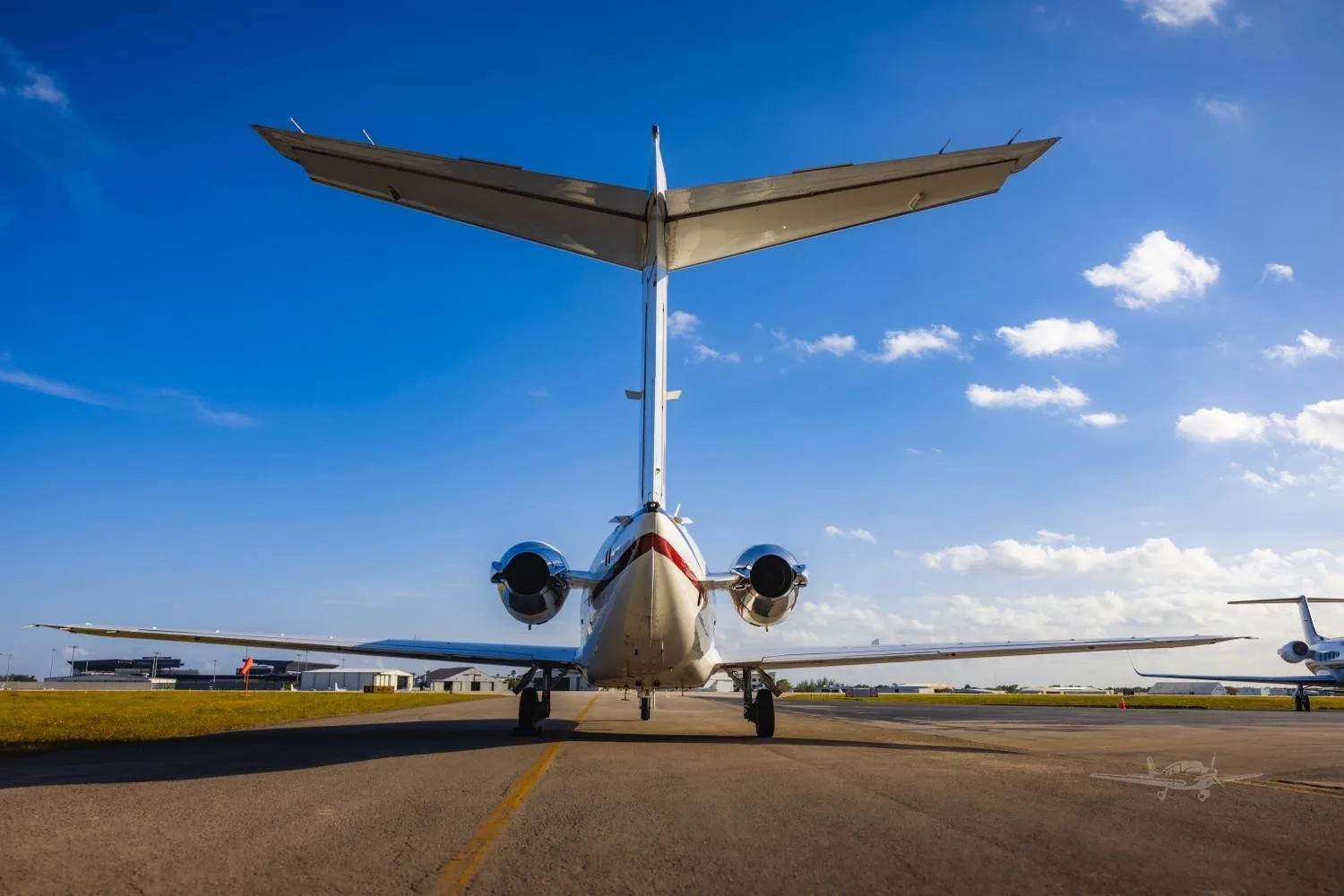 Exterior view of a 1992 BEECHCRAFT BEECHJET 400A.