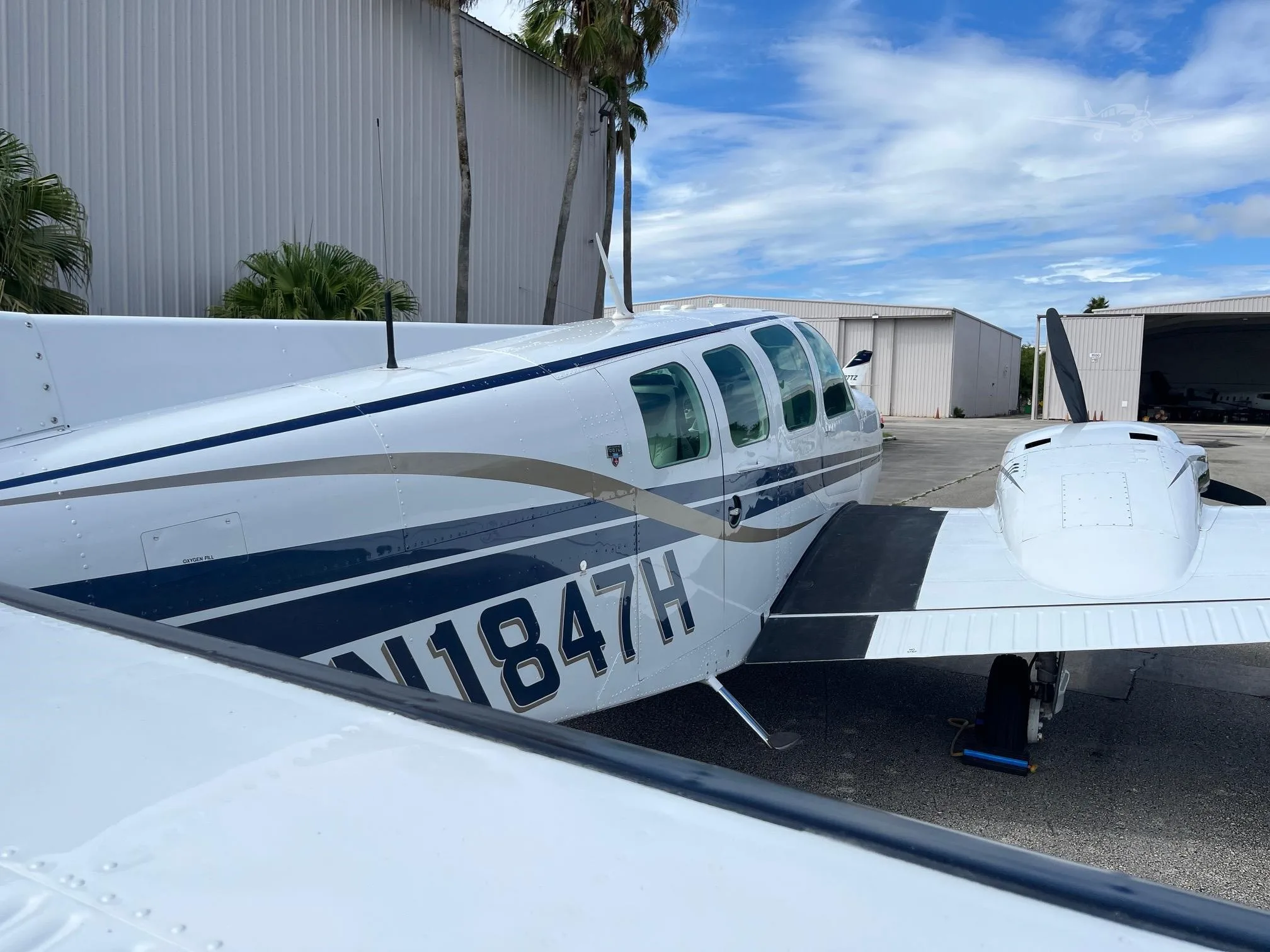Exterior view of a 1982 BEECHCRAFT 58TC BARON.