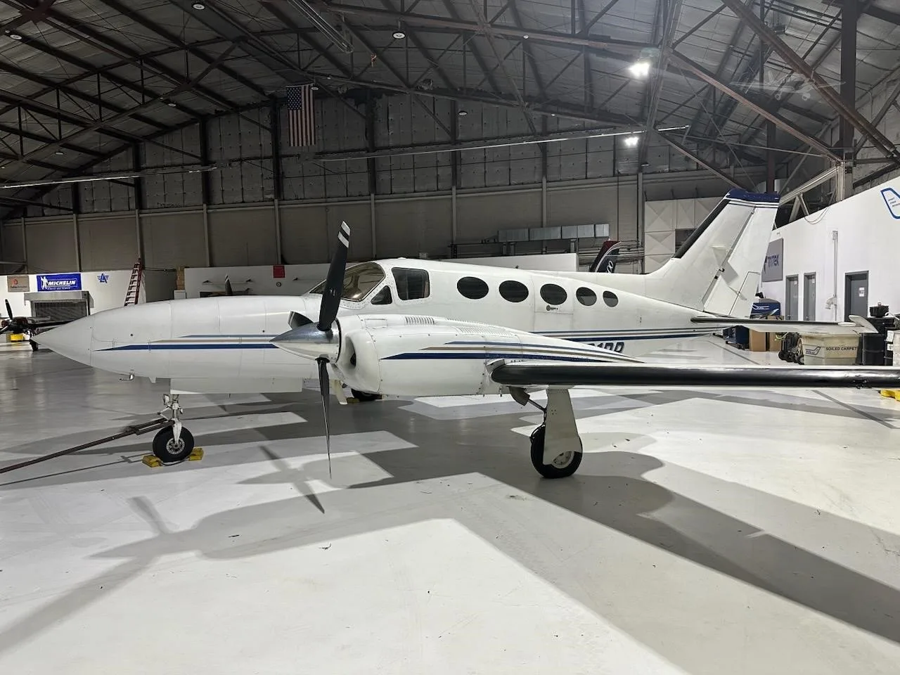 Exterior view of a 1978 CESSNA 421C, N421DB.