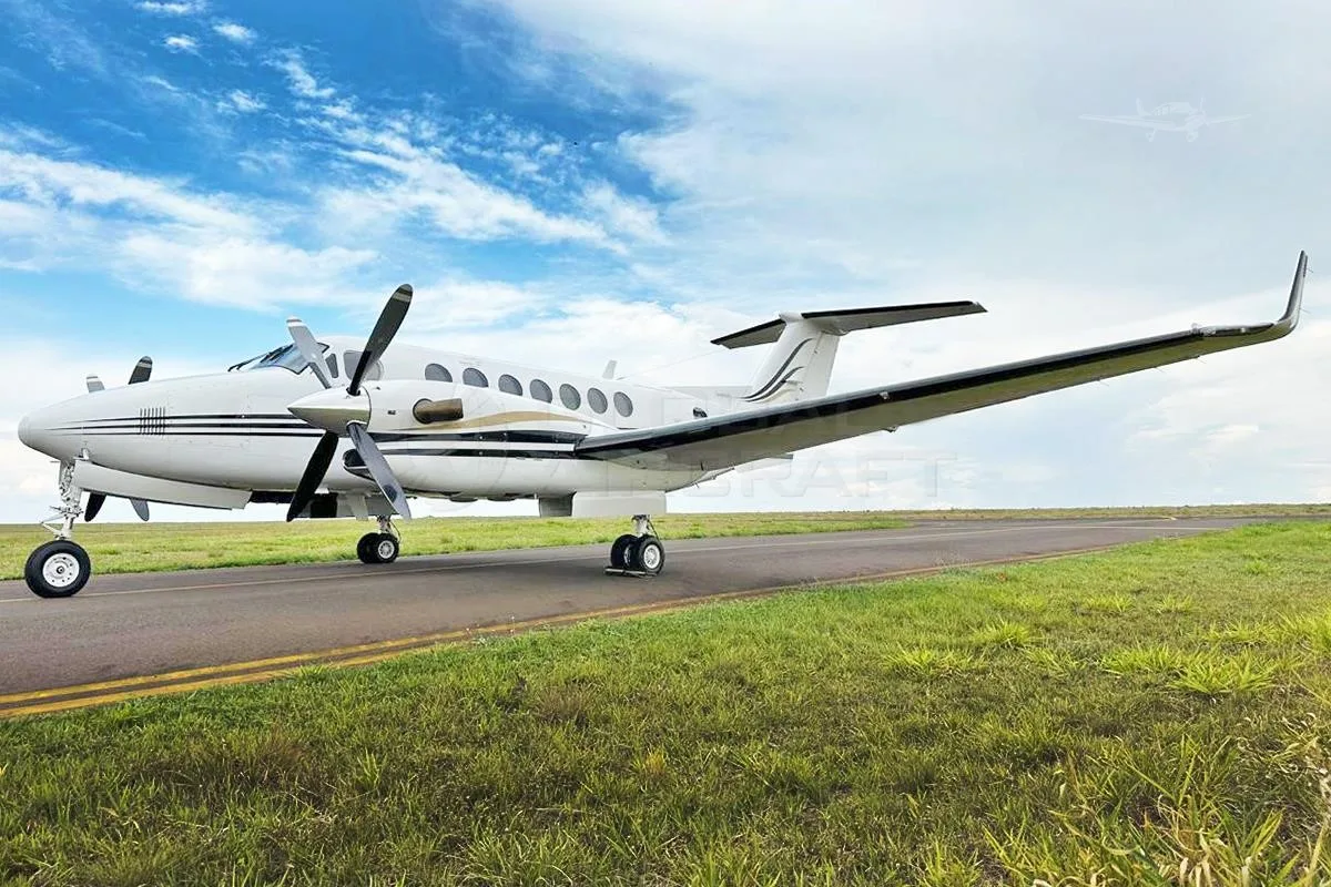 2000 BEECHCRAFT KING AIR 350