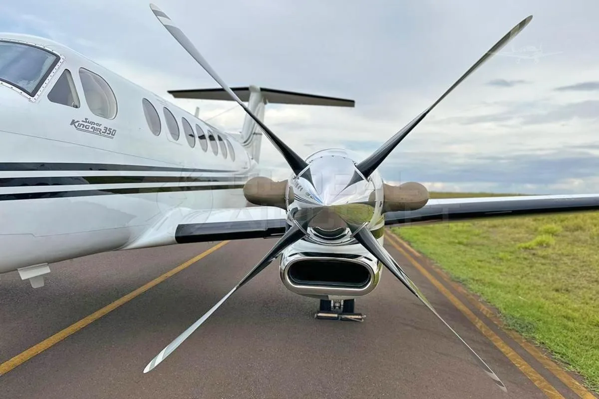 2000 Beechcraft King AIR 350