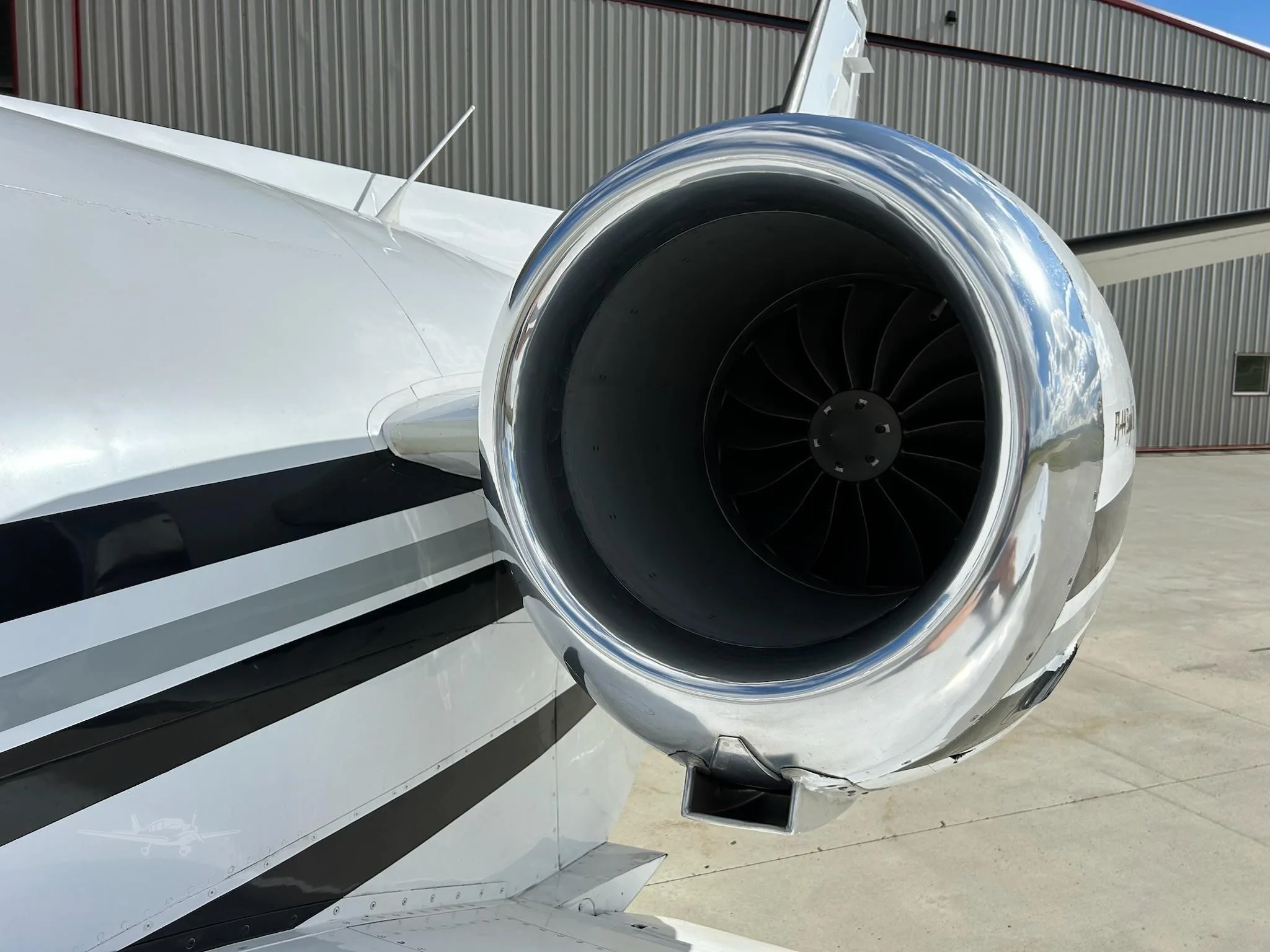 Engine detail of a 1979 CESSNA CITATION ISP.