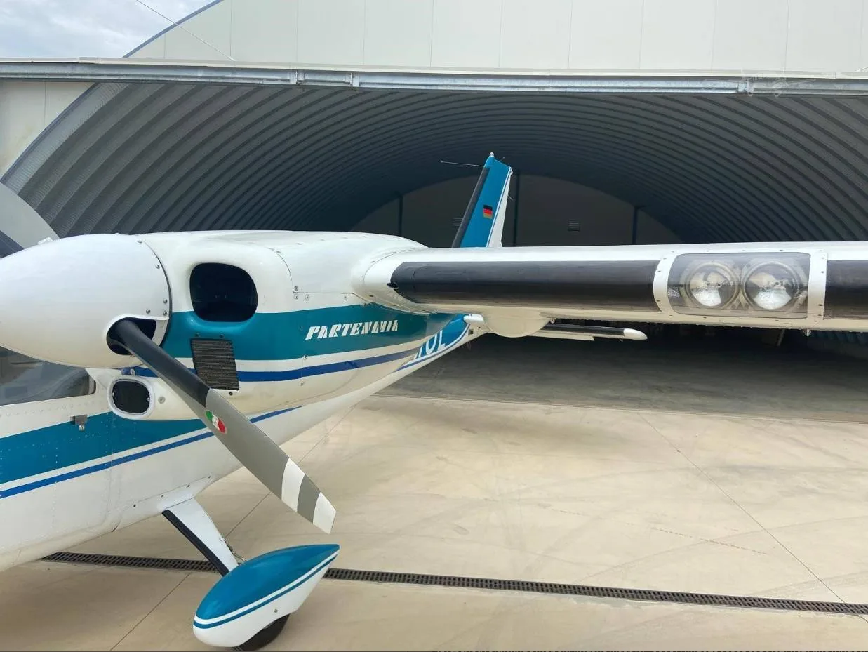 Exterior view of a 1978 PARTENAVIA P.68B, D-GMOL.