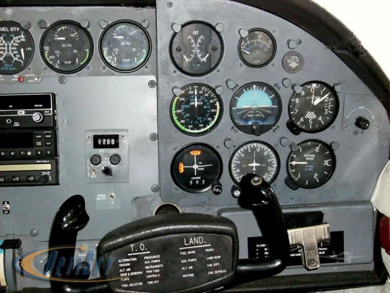 Cockpit and instrument panel of a 1971 CESSNA 421B.