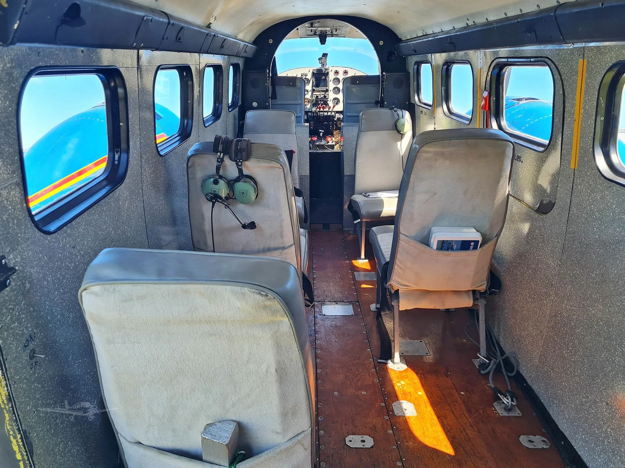 1945 Beechcraft D18S