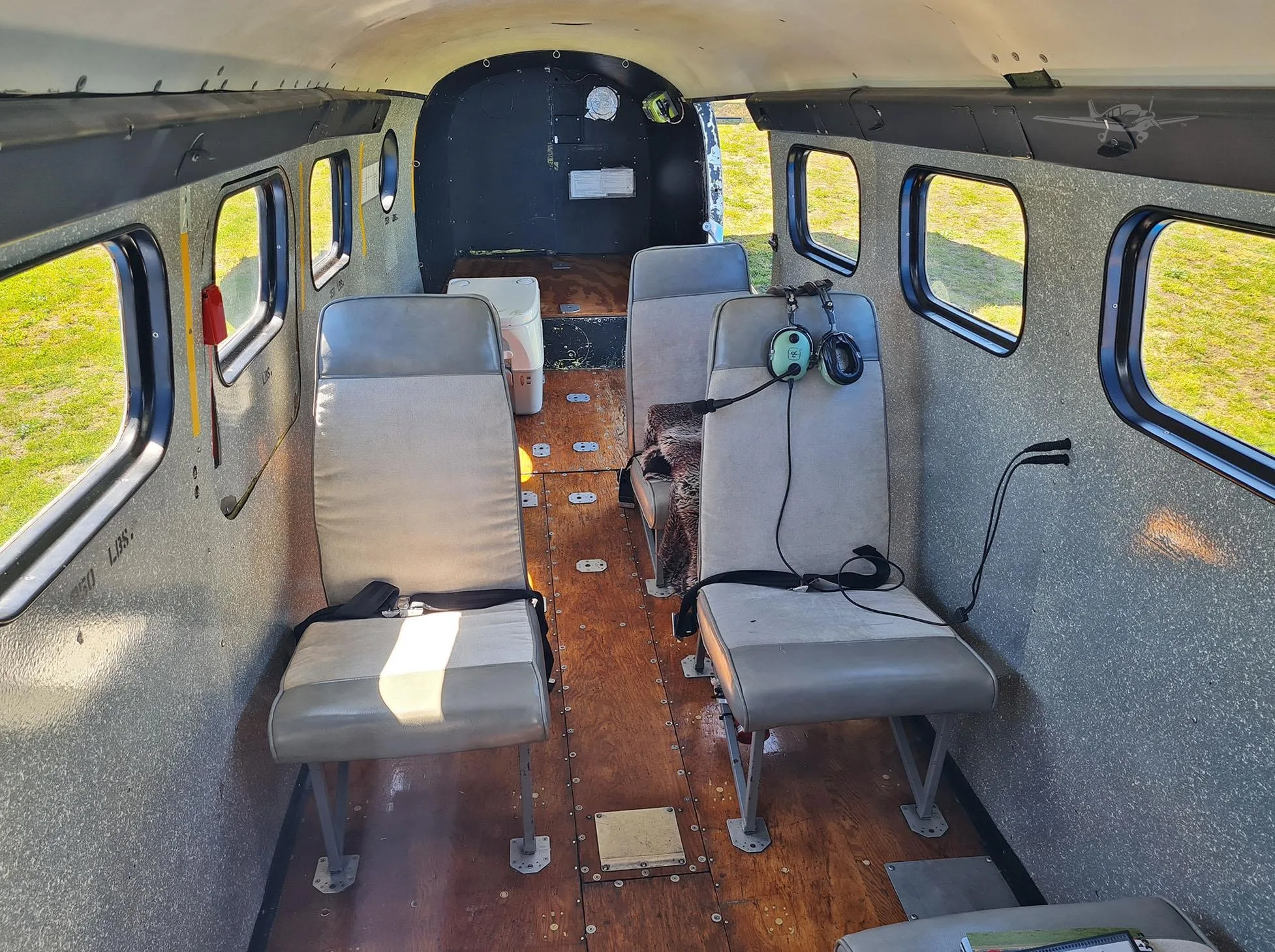 1945 Beechcraft D18S