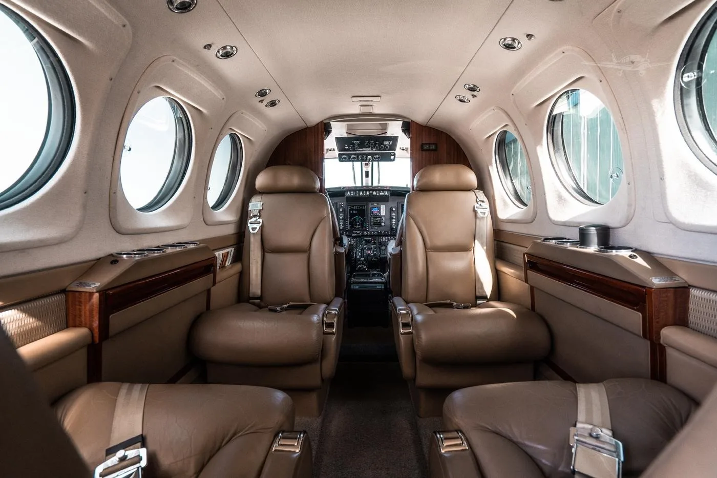 2010 Beechcraft King AIR C90GTX
