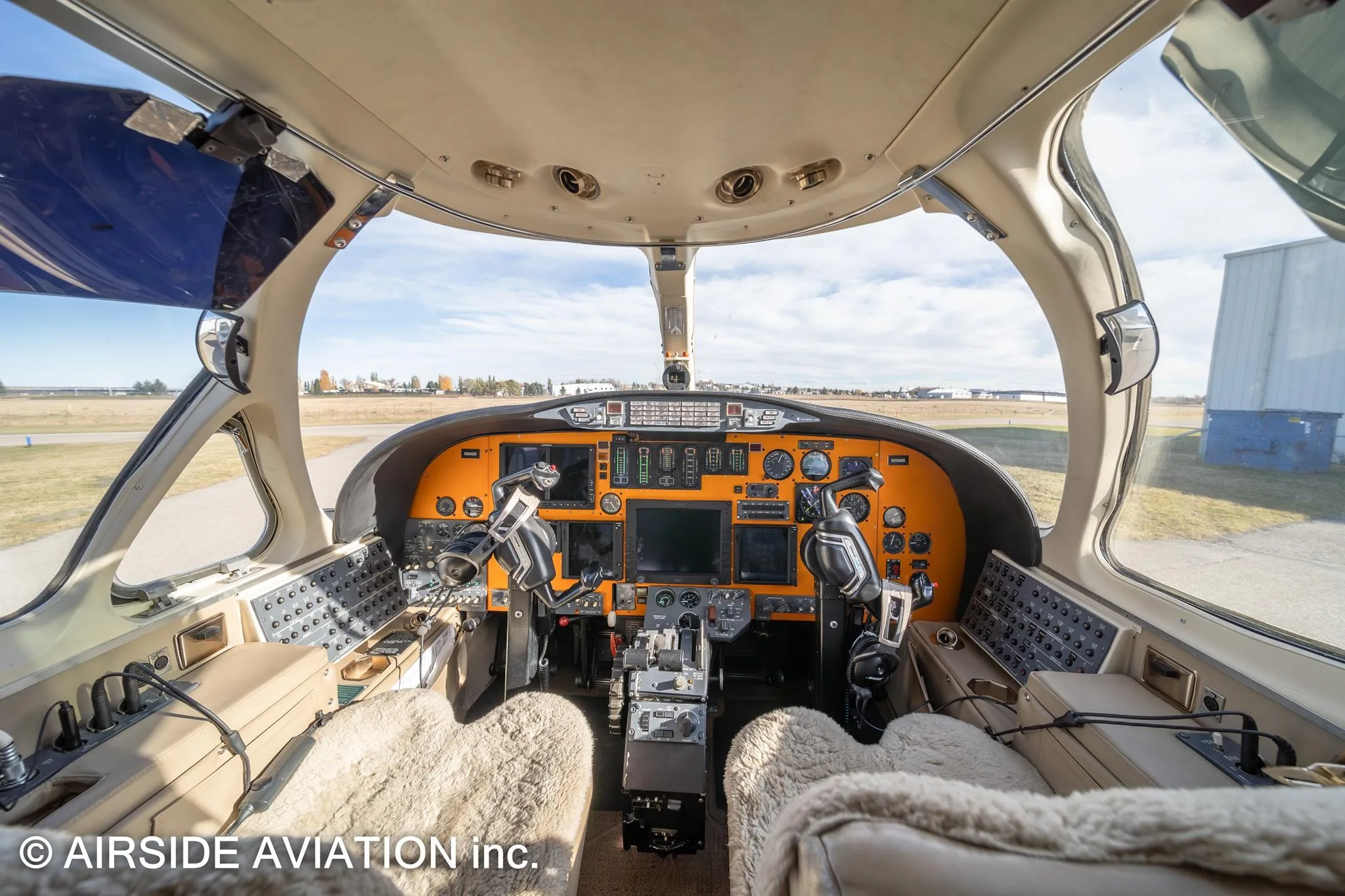 Cockpit and instrument panel of a 1981 CESSNA CITATION II.