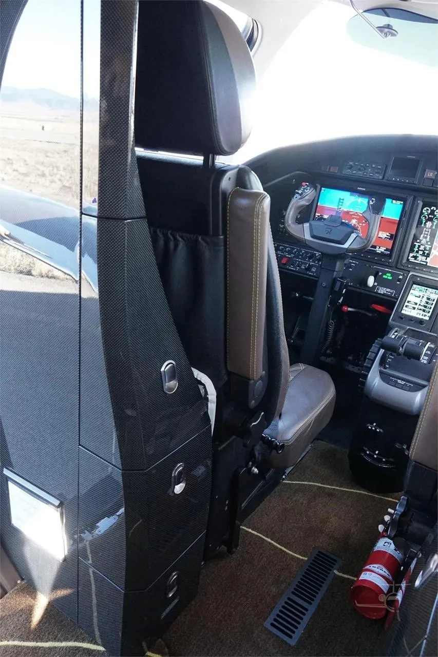 Cockpit and instrument panel of a 2019 CESSNA CITATION M2.