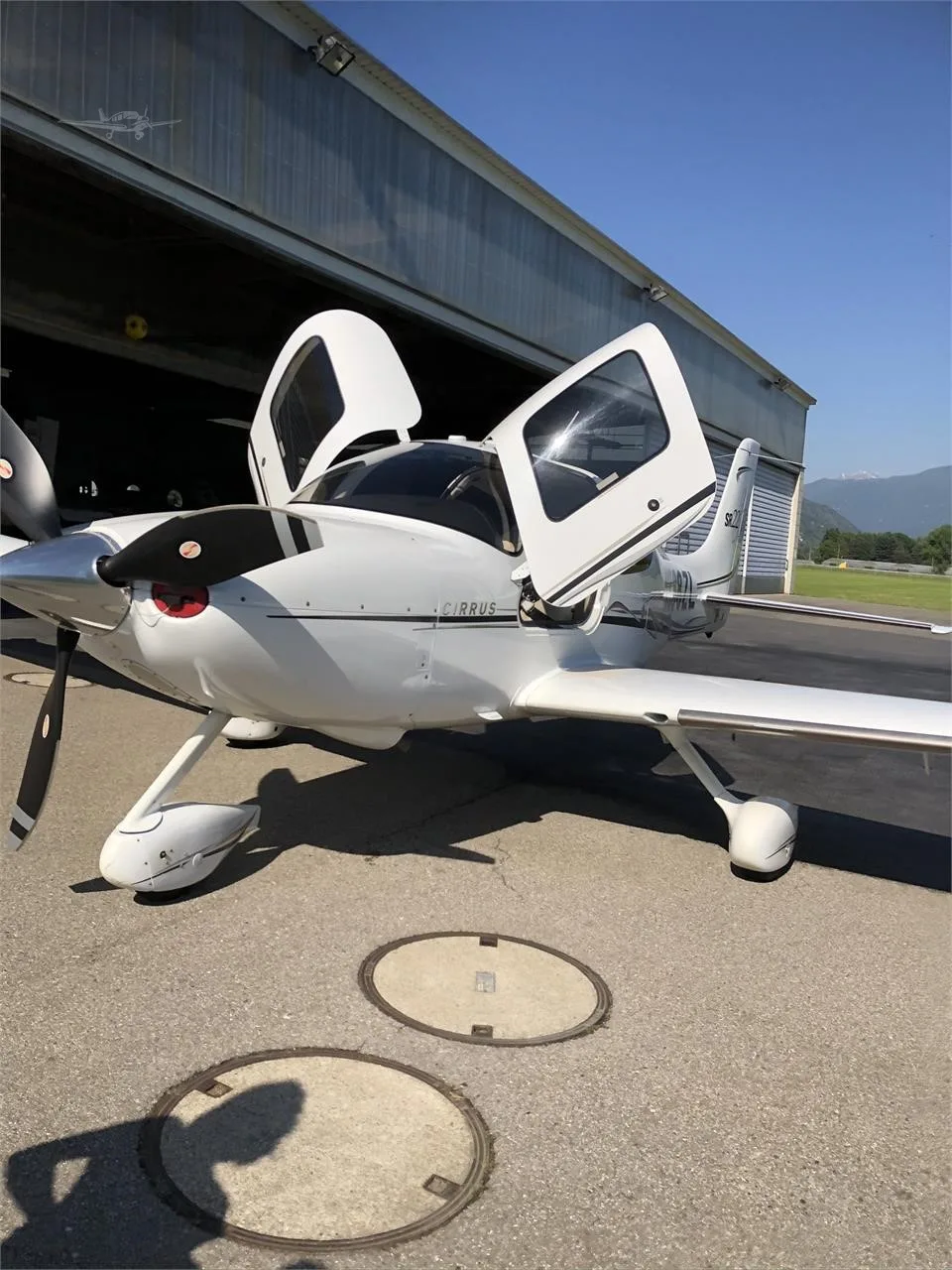 2006 Cirrus SR22-G2