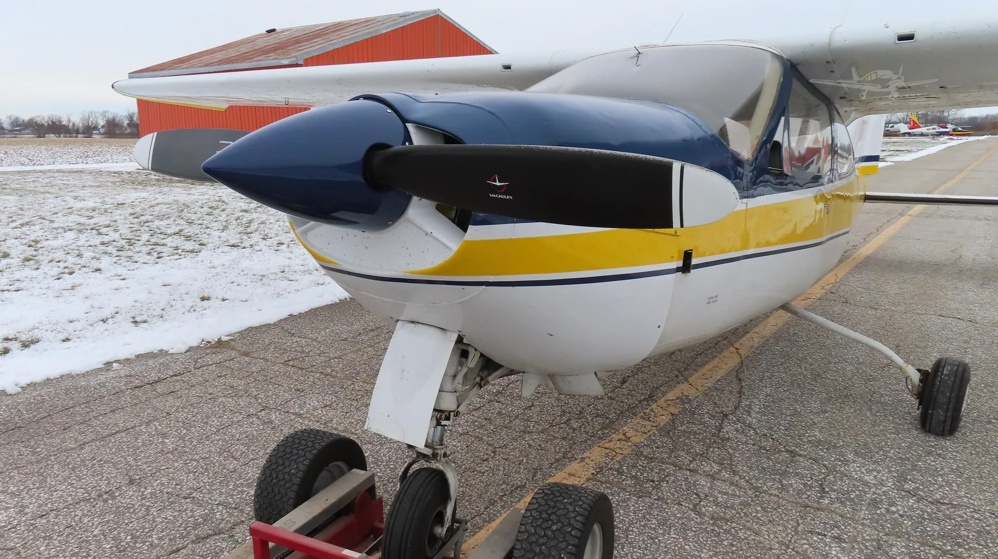 Exterior view of a 1971 CESSNA 177RG, C-FALY.