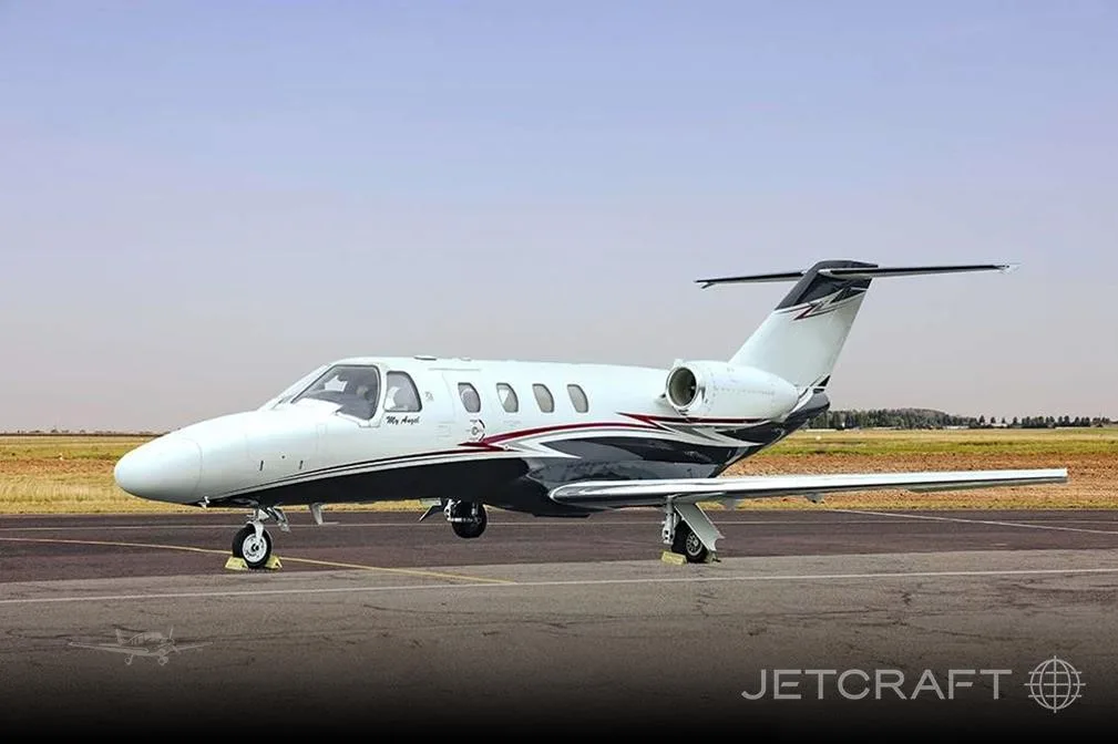 Exterior view of a 2014 CESSNA CITATION M2, F-HGRI.
