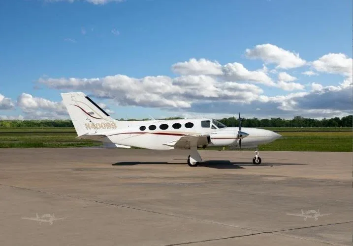 Exterior view of a 1981 CESSNA 421C, N400BS.
