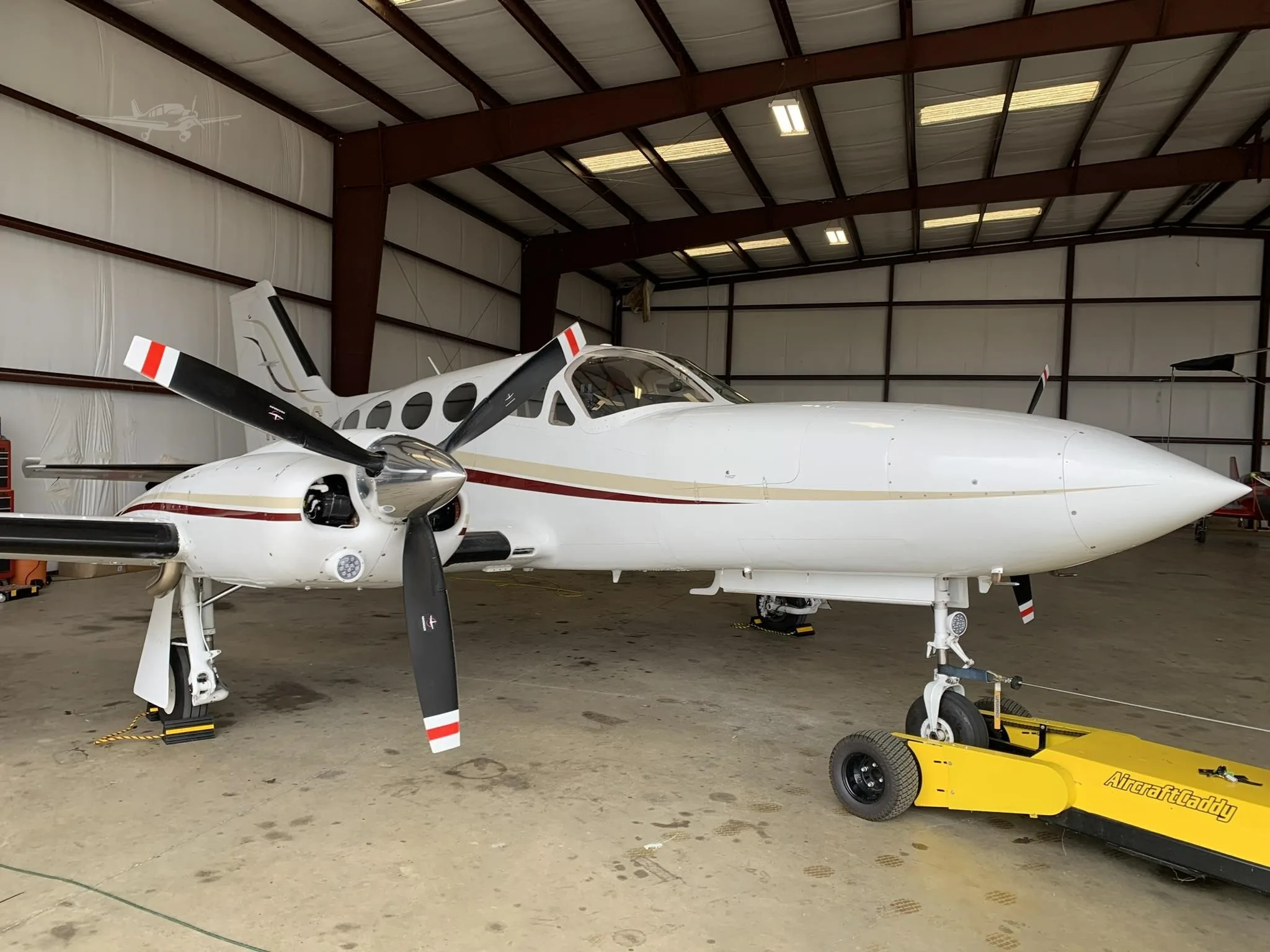 Exterior view of a 1981 CESSNA 421C, N400BS.