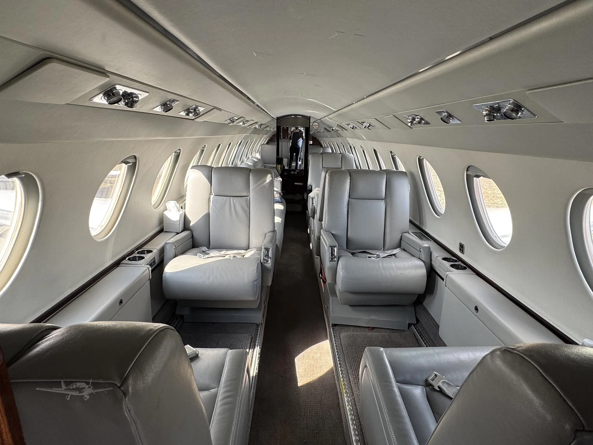 Cabin interior of a 1997 DASSAULT FALCON 50EX.