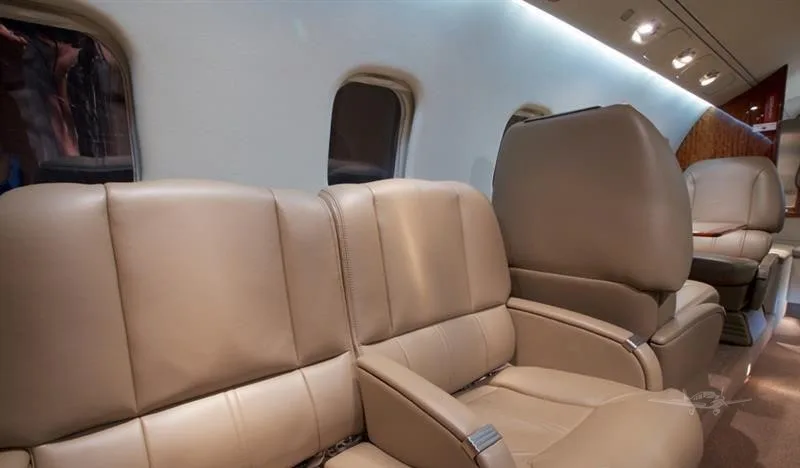 2000 Learjet 60