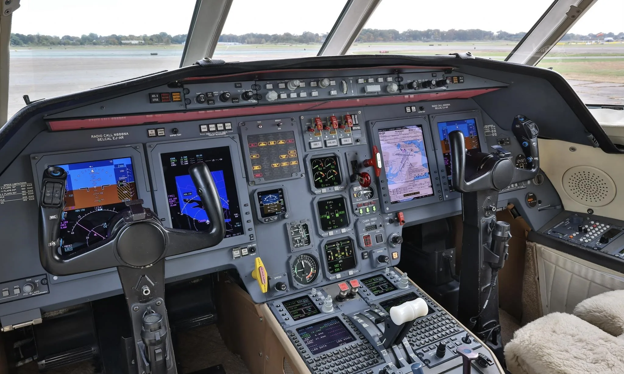 1999 Dassault Falcon 2000