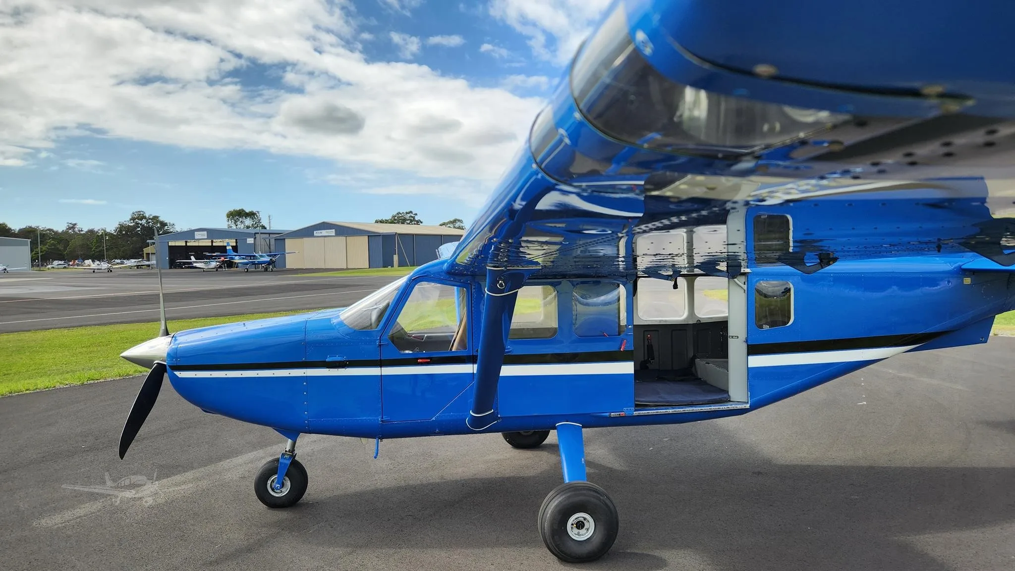 Exterior view of a 2008 GIPPSAERO GA8 AIRVAN, VH-YBA.