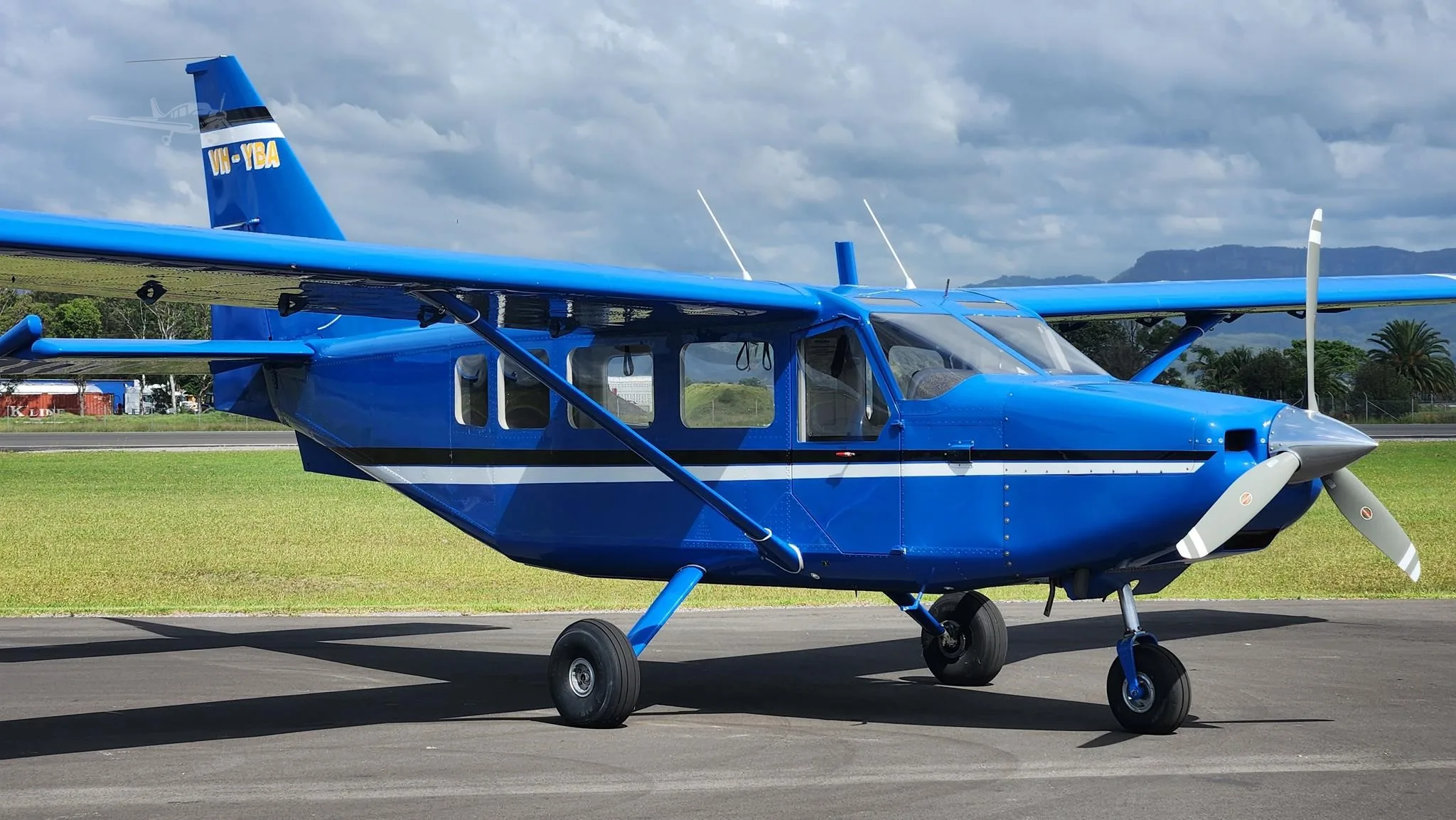Exterior view of a 2008 GIPPSAERO GA8 AIRVAN, VH-YBA.