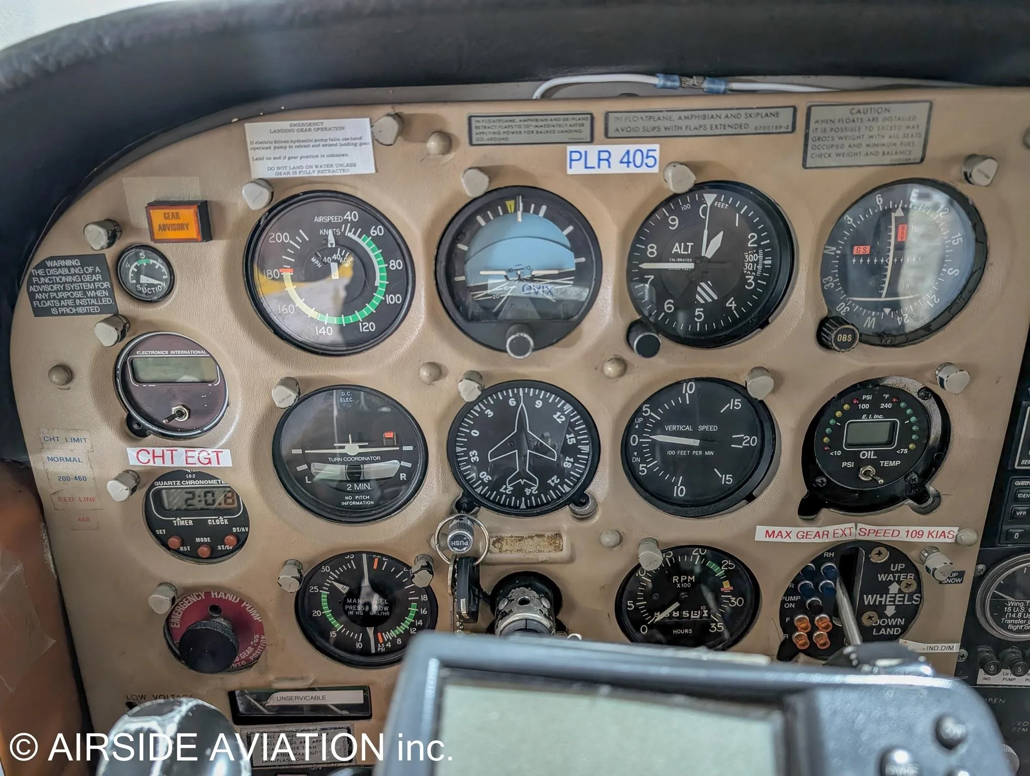 Cockpit and instrument panel of a 1979 CESSNA A185F AMPHIBIAN.