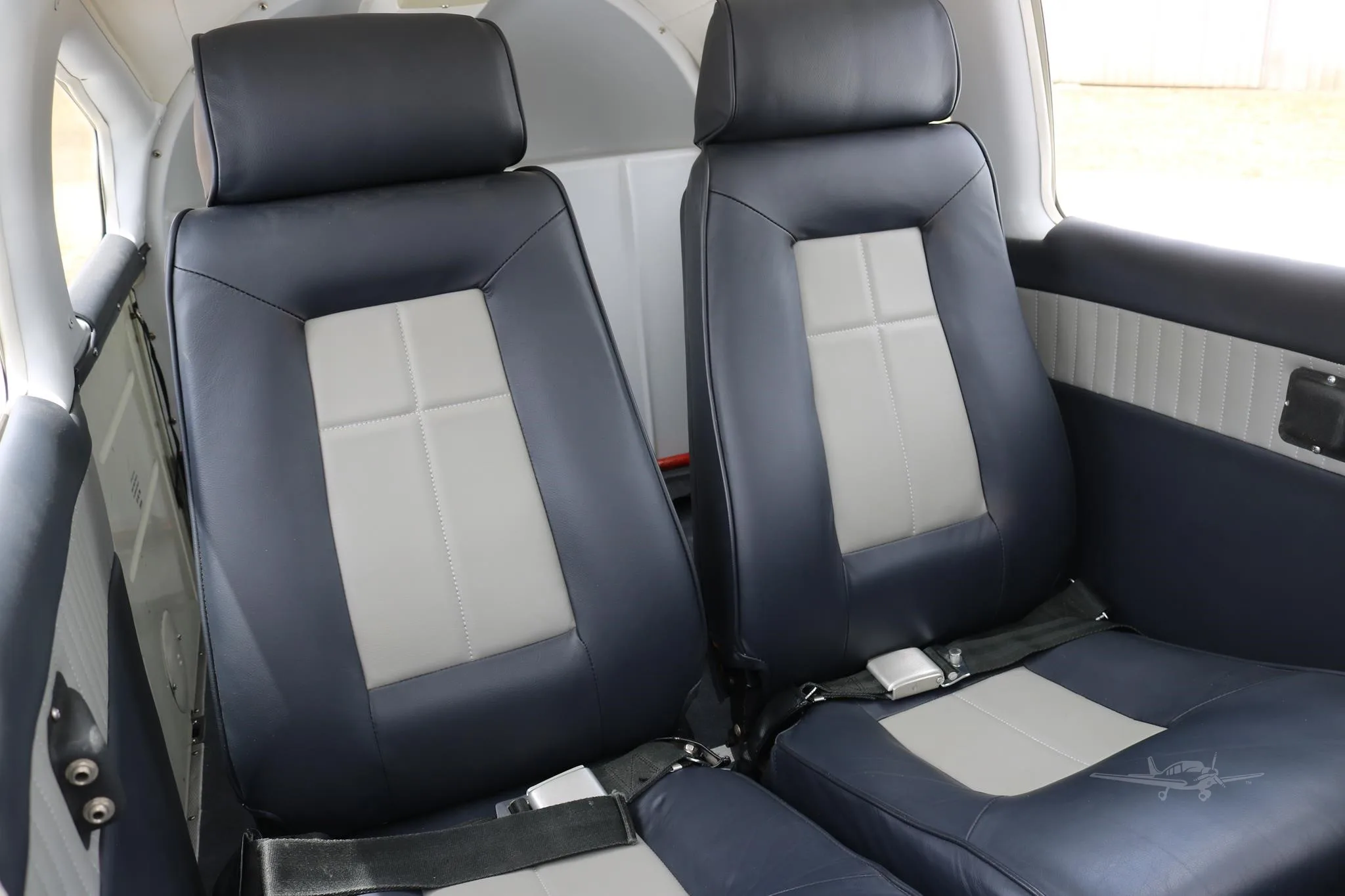 Cabin interior of a 1979 PIPER ARROW IV.