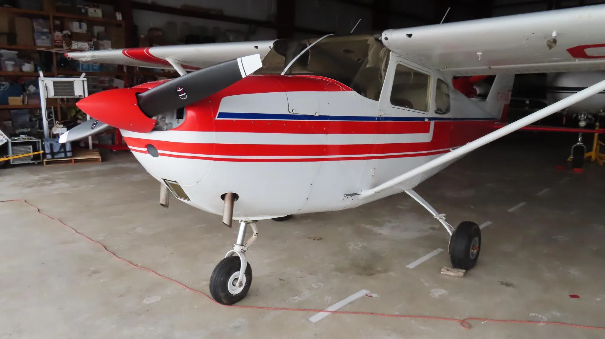 Exterior view of a 1962 CESSNA 172 SKYHAWK, C-FCNM.