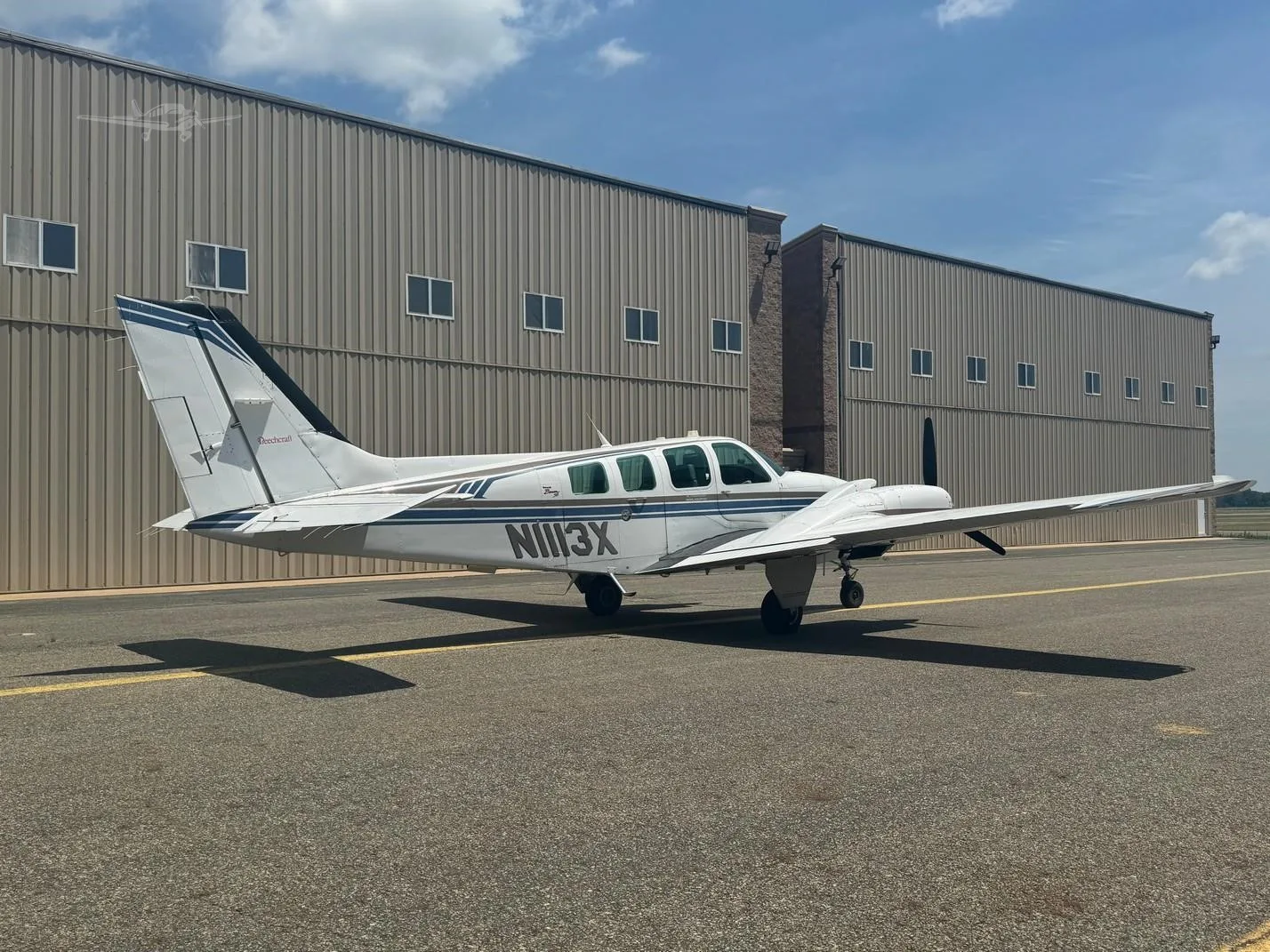 Exterior view of a 1997 BEECHCRAFT 58 BARON, N1113X.