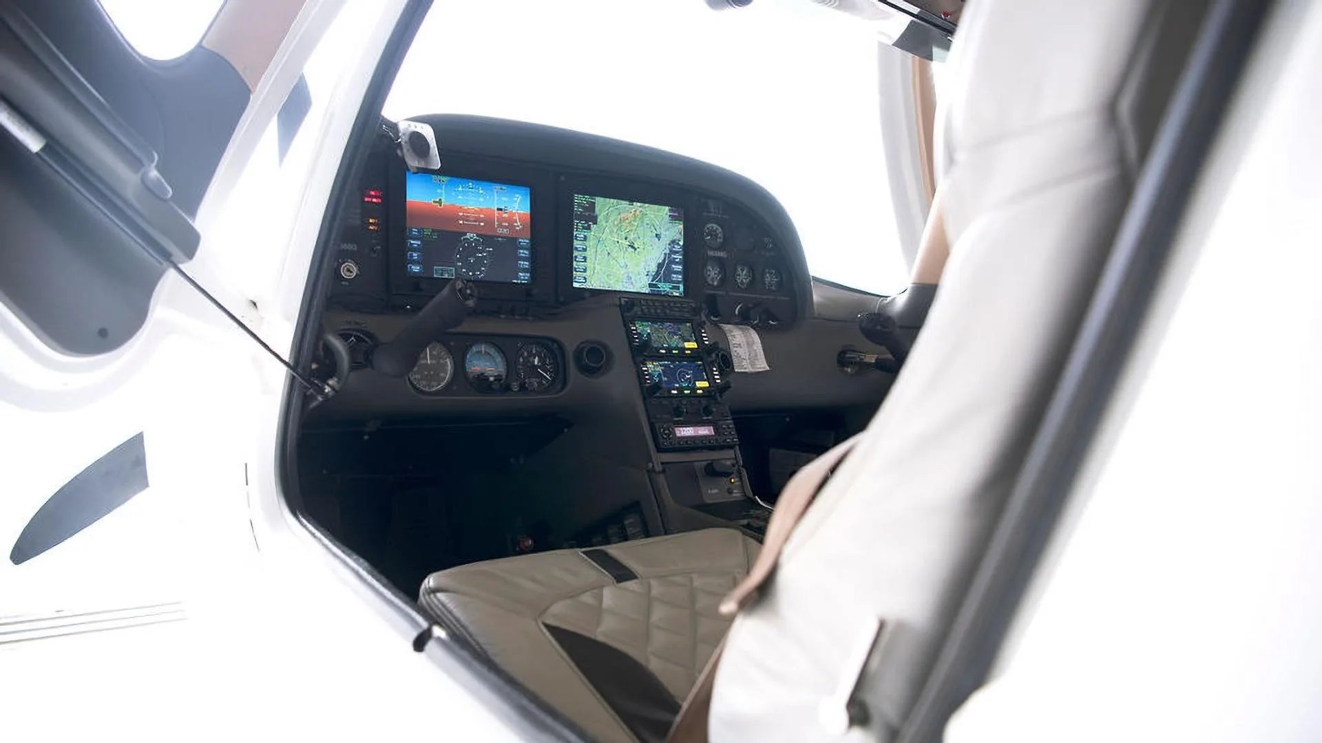 2003 Cirrus SR22