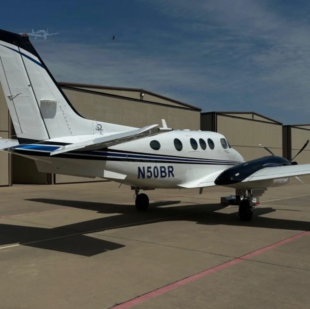 Exterior view of a 2001 BEECHCRAFT KING AIR C90B, N50BR.