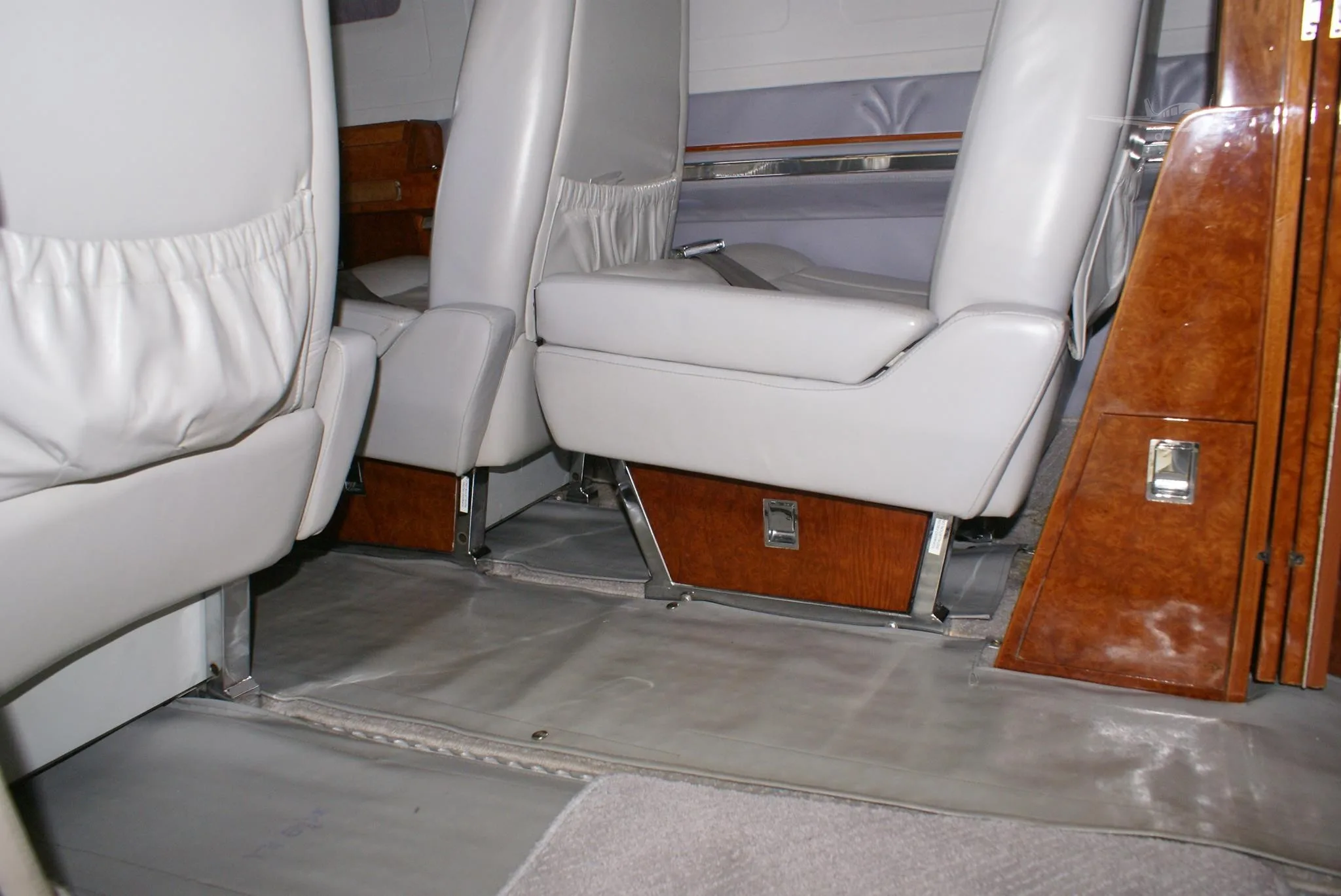 Cabin interior of a 1980 CESSNA CONQUEST II.