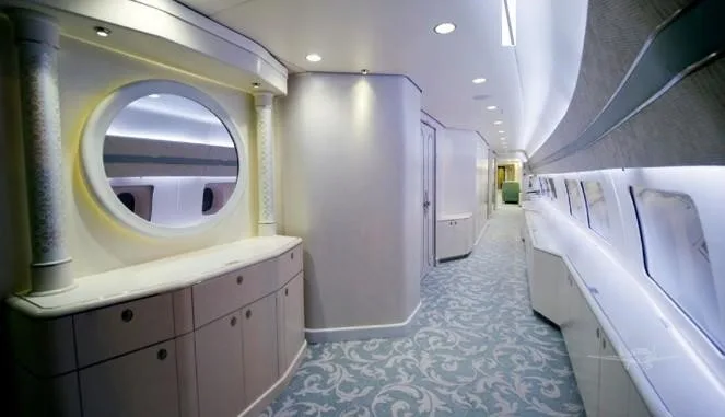 Cabin interior of a 1995 BOEING 777-200.