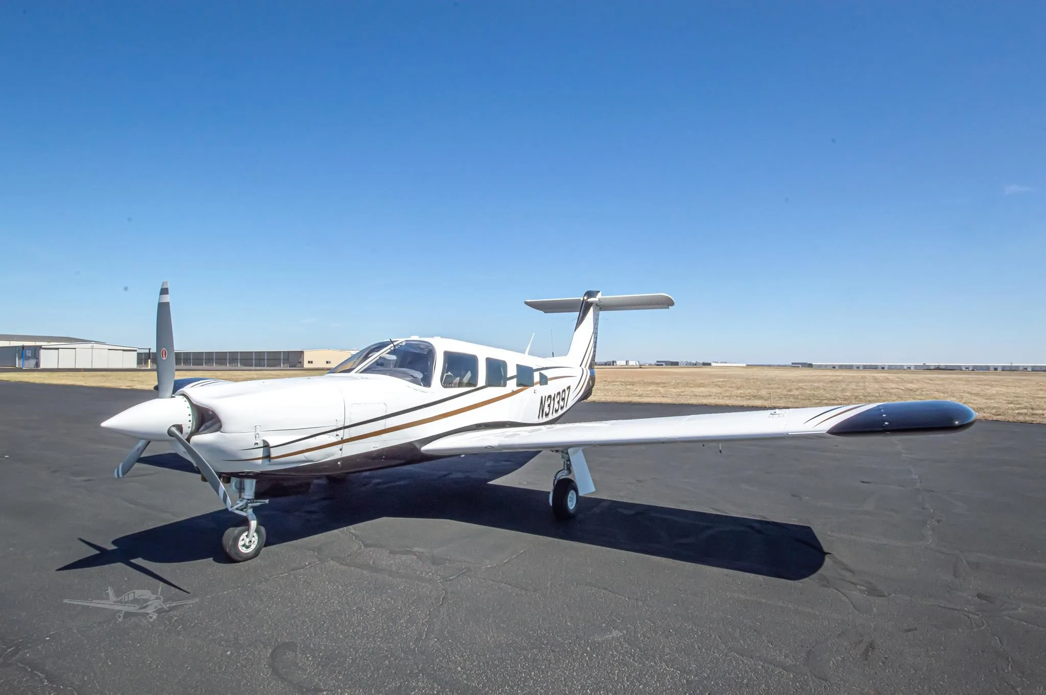 Exterior view of a 1978 PIPER LANCE II, N31397.