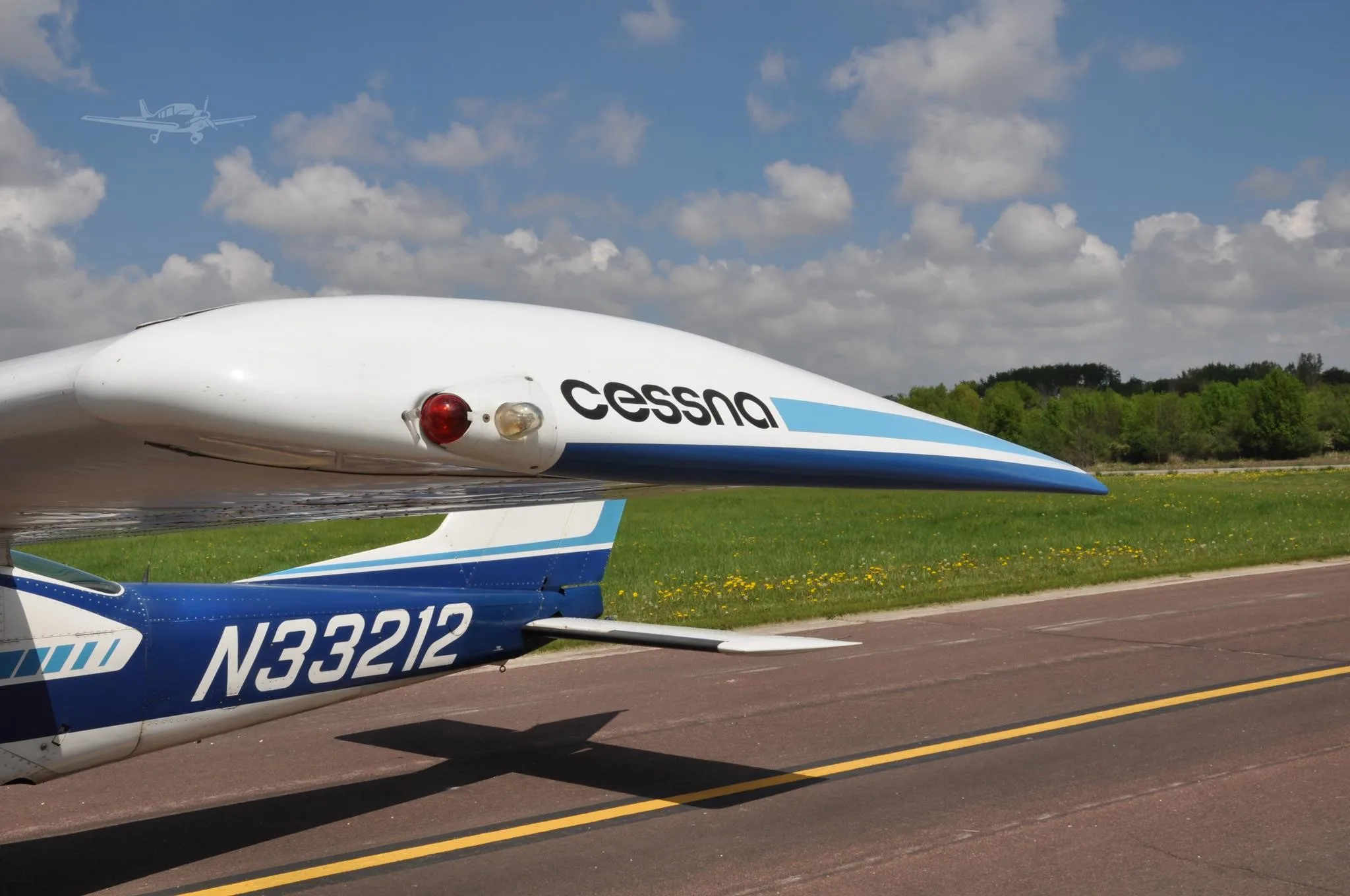 Marketing image of a 1976 CESSNA 177RG.