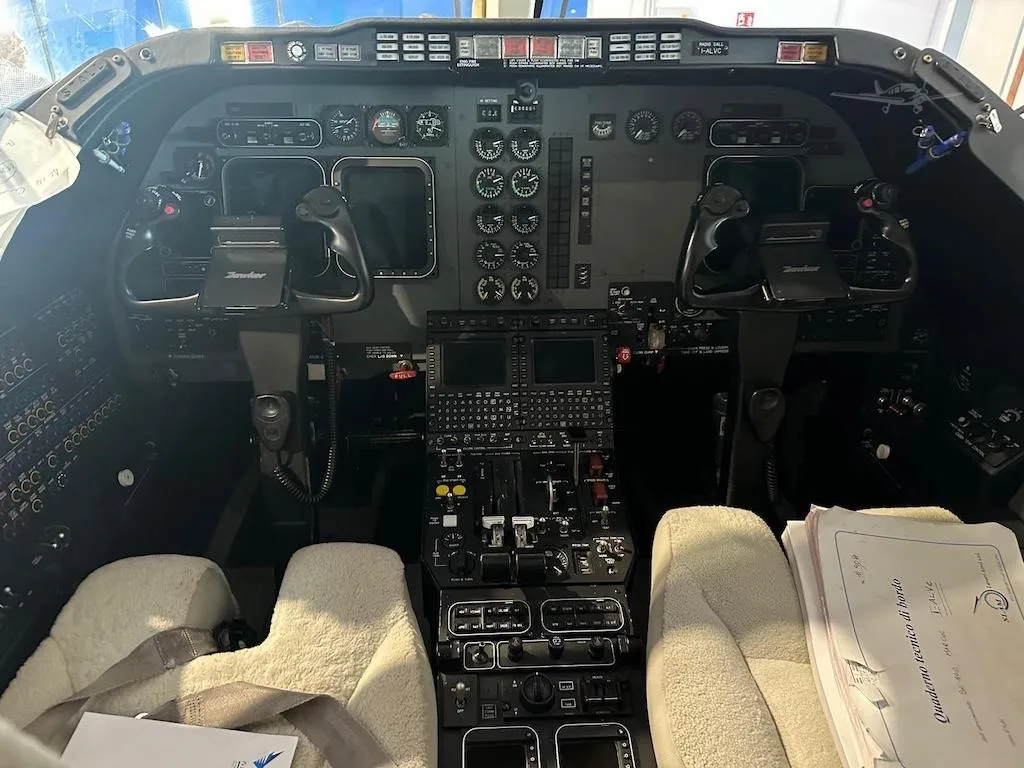 2007 Hawker 400XP