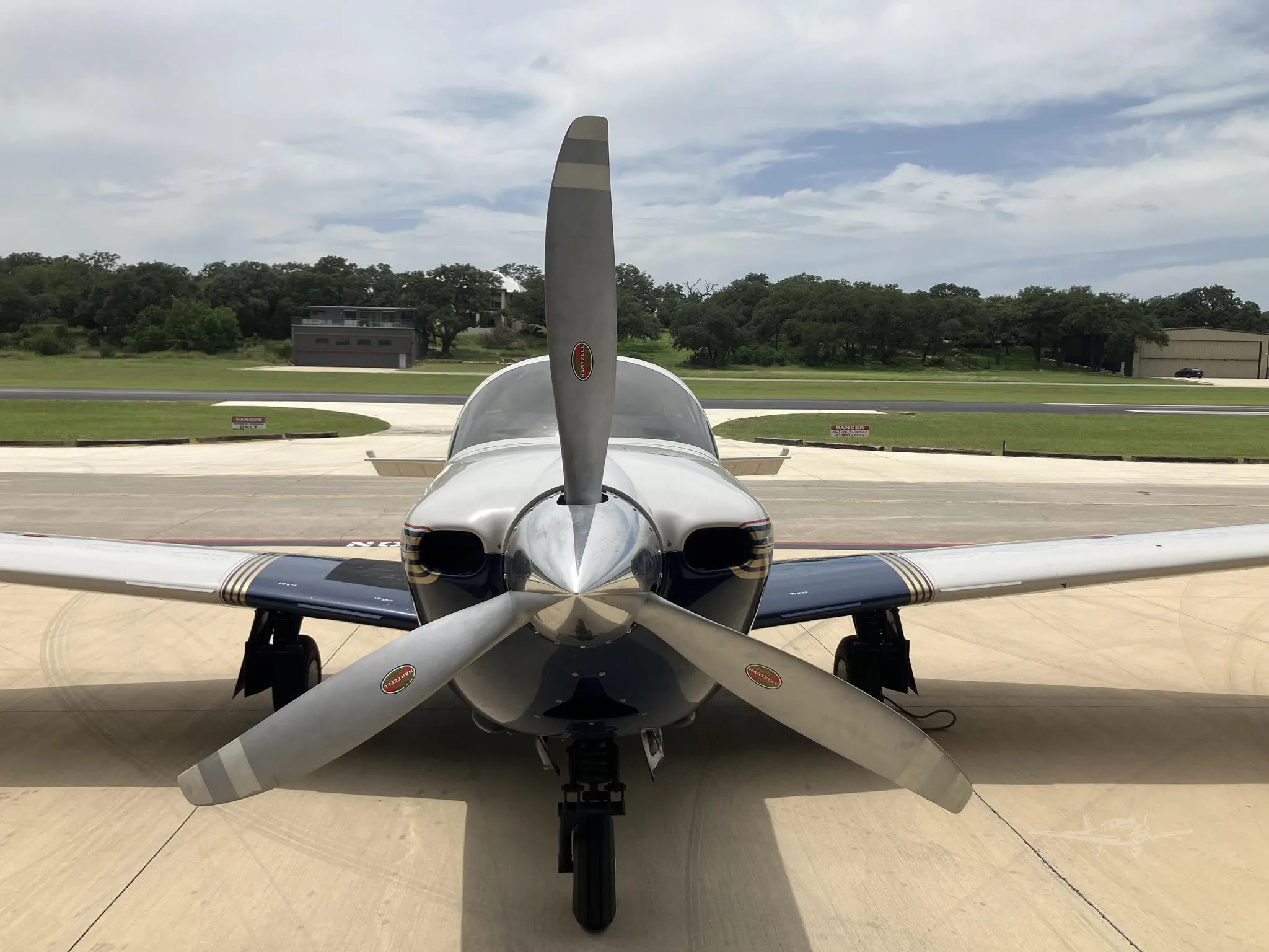 Exterior view of a 1996 MOONEY M20R OVATION, N5285P.