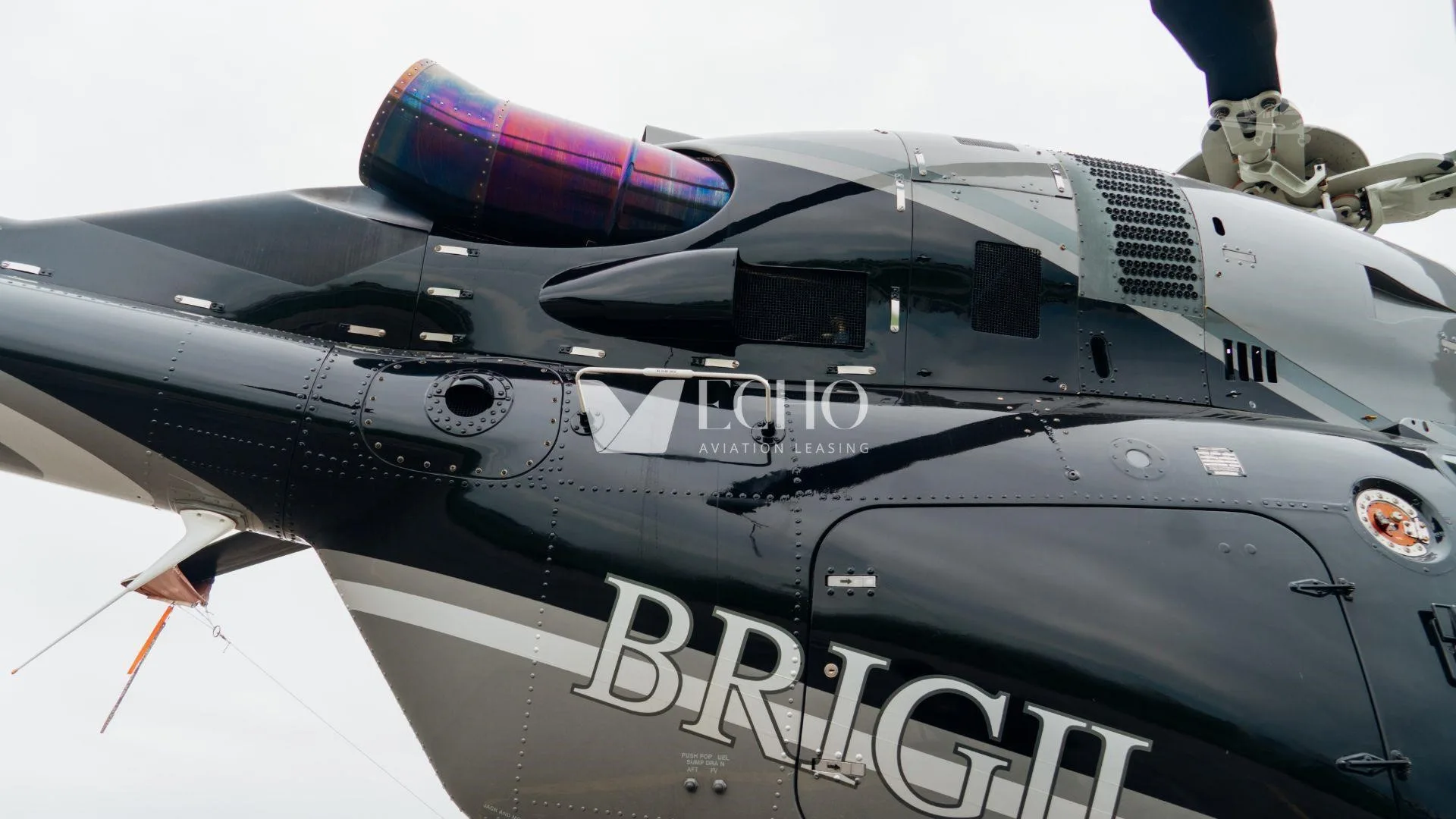 Engine detail of a 2006 BELL 427.