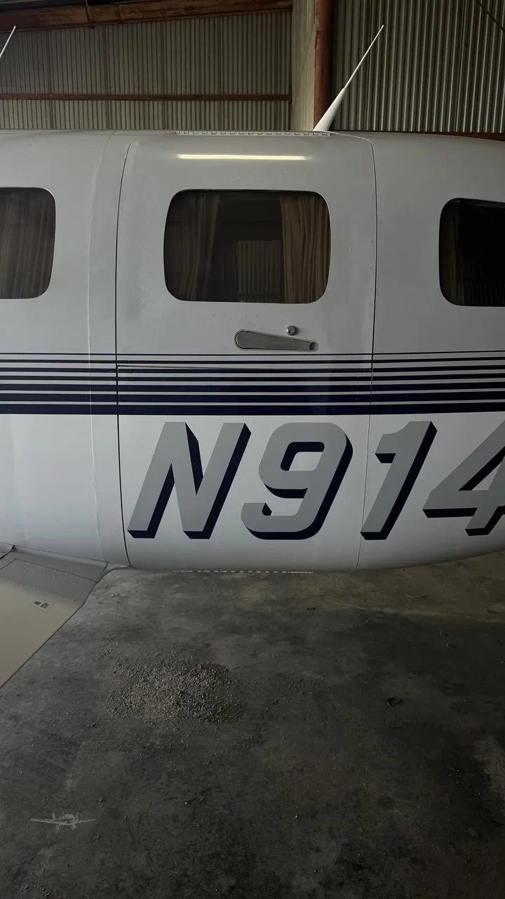 Exterior view of a 1988 PIPER MALIBU, N9146R.