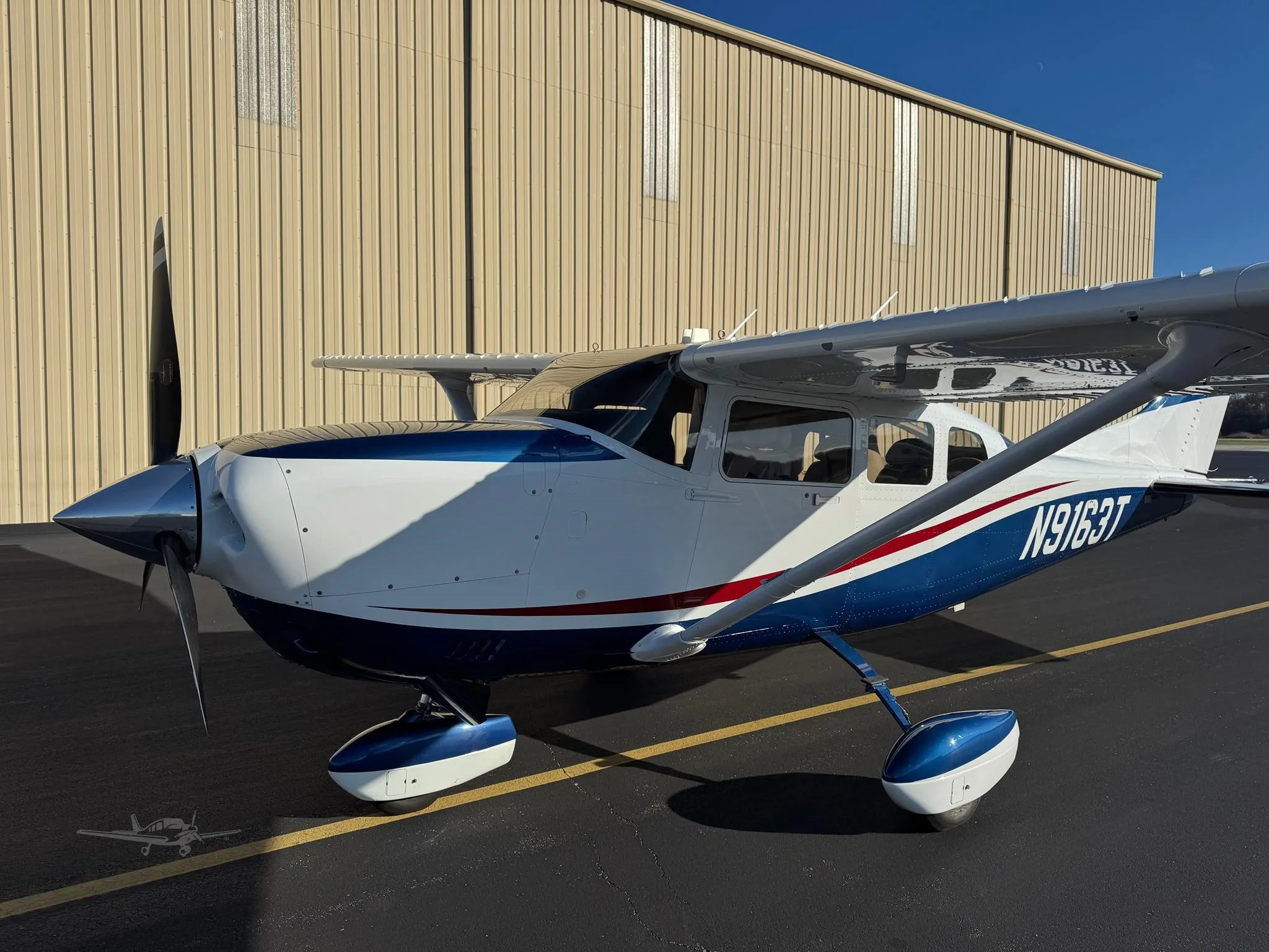 Exterior view of a 2010 CESSNA TURBO 206H STATIONAIR, N9163T.