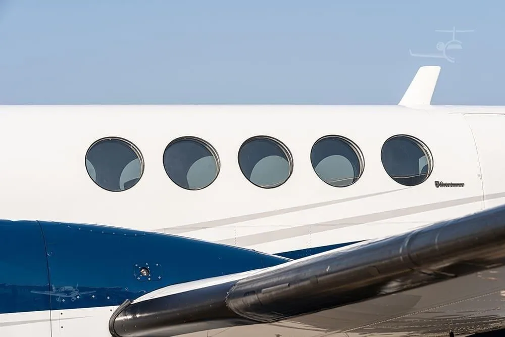 Engine detail of a 1975 BEECHCRAFT KING AIR 200.