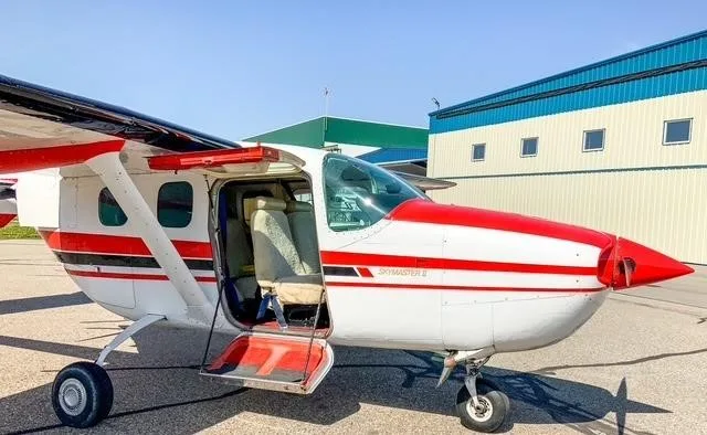 Exterior view of a 1979 CESSNA 337H, C-GDFC.
