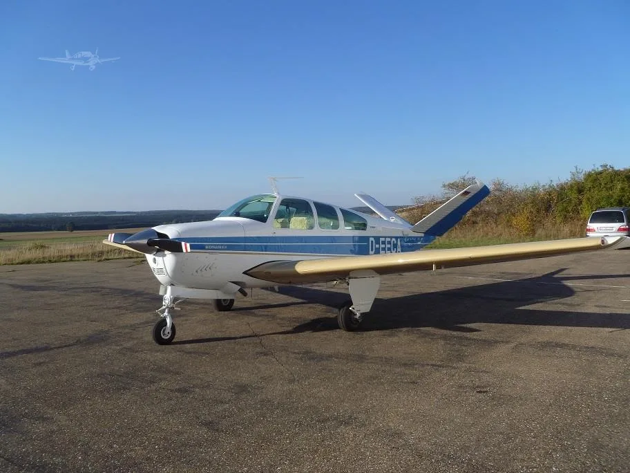 Exterior view of a 1970 BEECHCRAFT V35B BONANZA, D-EECA.