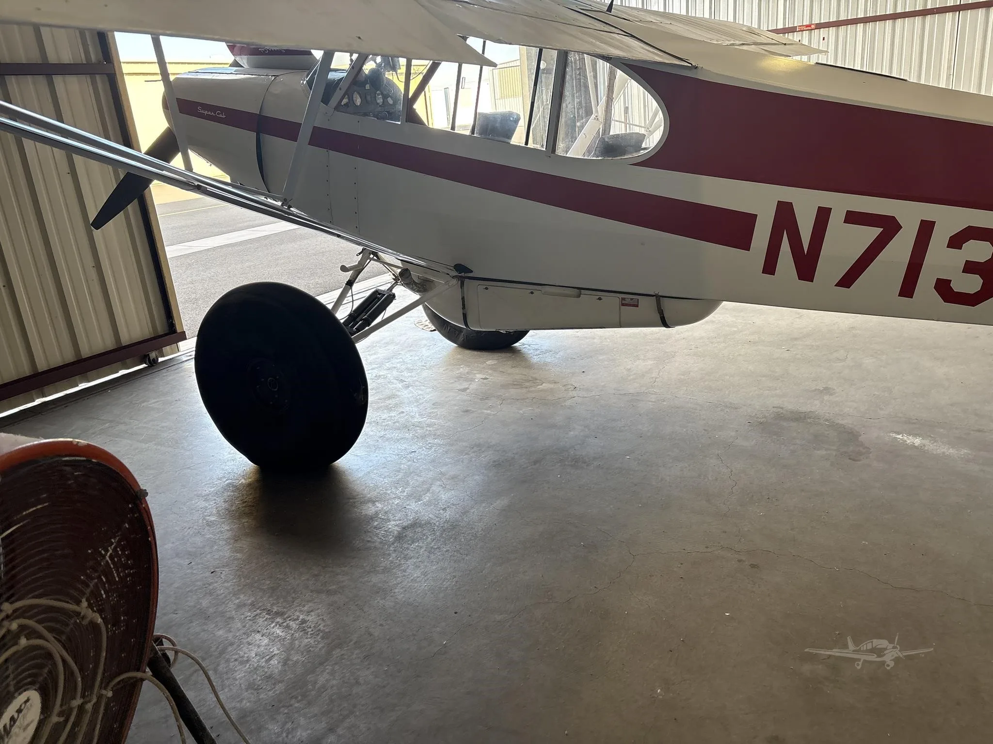 Exterior view of a 1952 PIPER SUPER CUB, N7134K.
