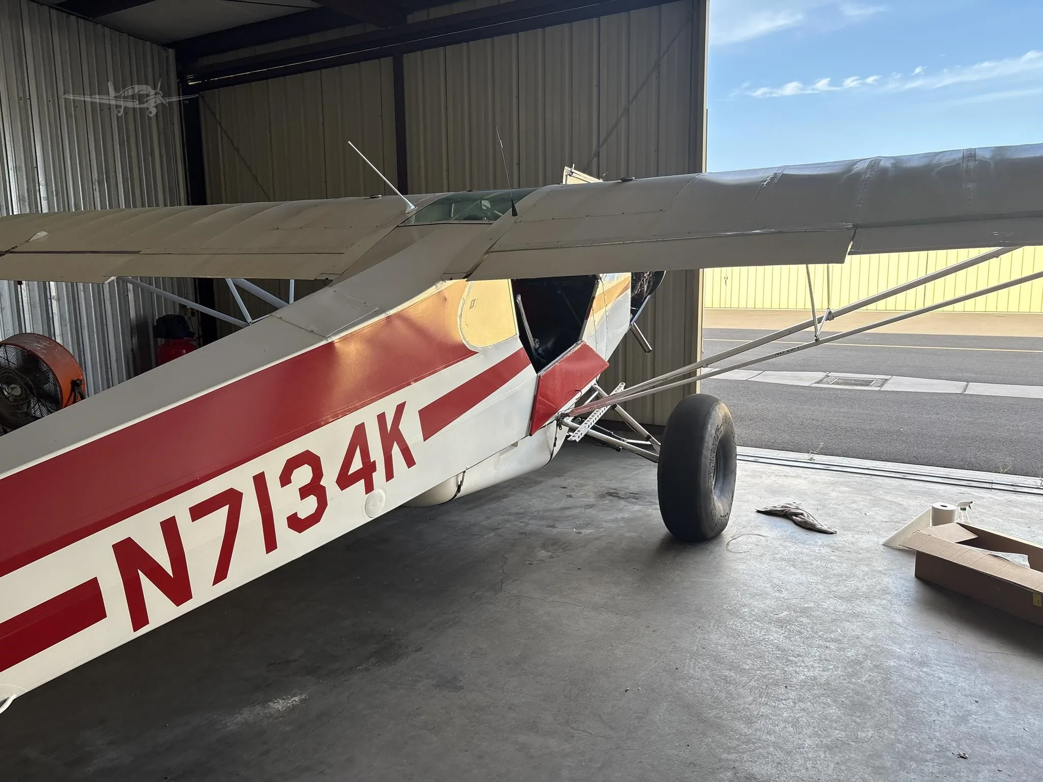 Exterior view of a 1952 PIPER SUPER CUB, N7134K.